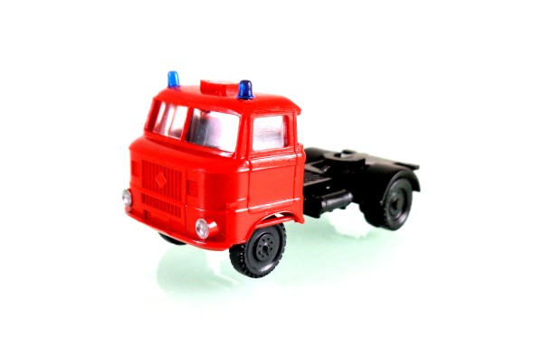 TT: 18105712Fw Lkw W50 Sattelzugmaschine der Feuerwehr