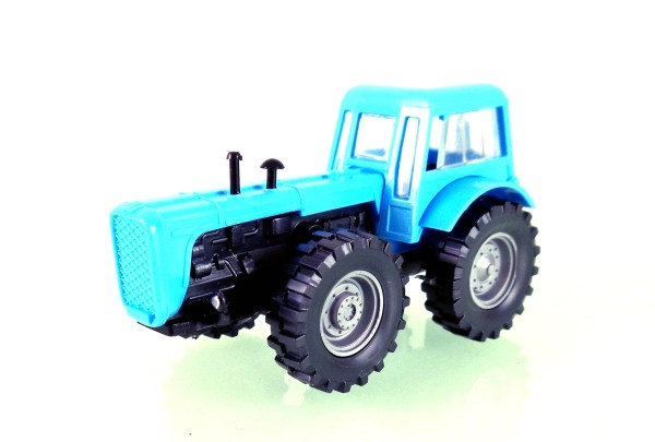 H0: 14180801bl Traktor Dutra D4K LPG-blau (Fortschritt-Blau)