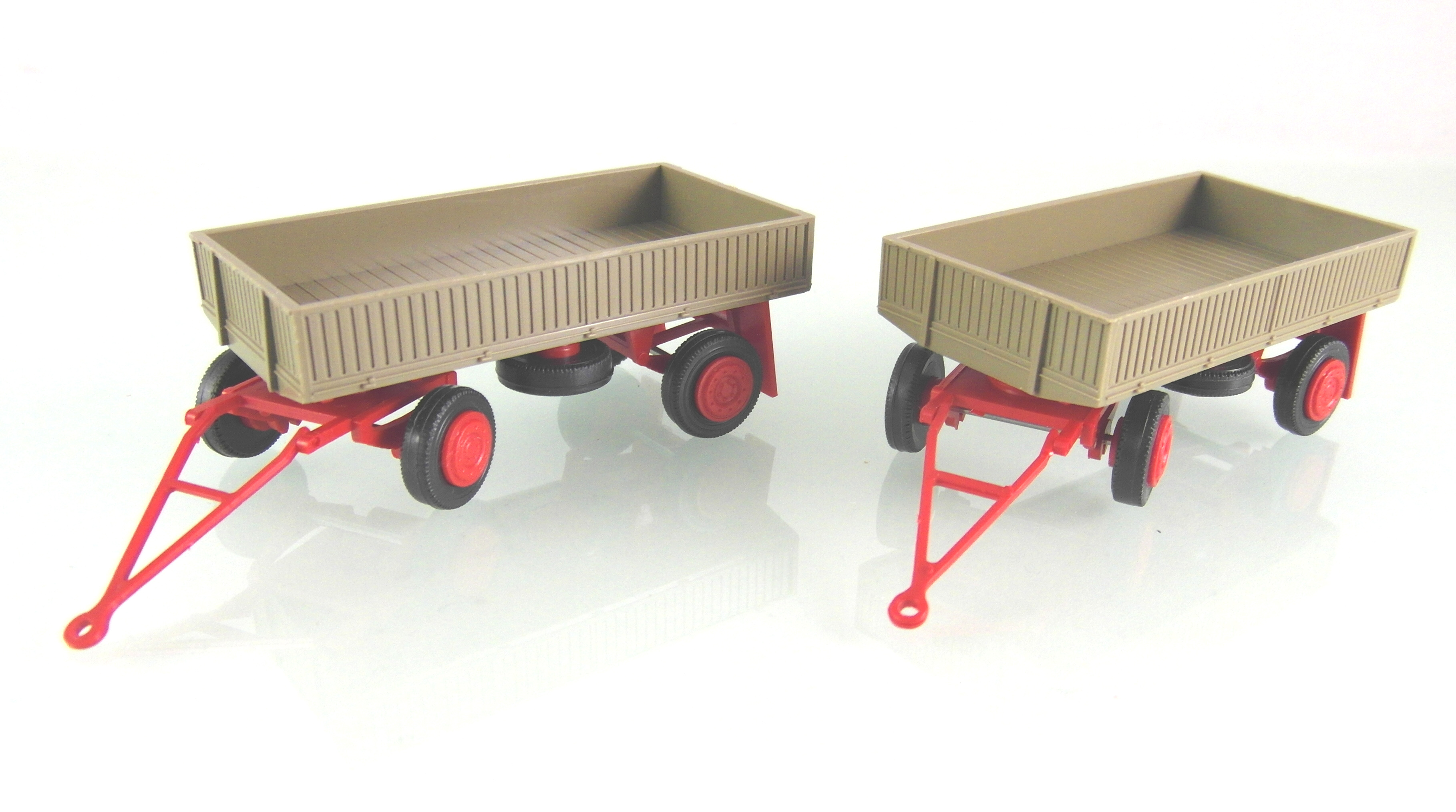 pkw anhänger spielzeug H0:14180813 Set mit 2 St. Anhänger mit Metallpritsche IFA E5 beige