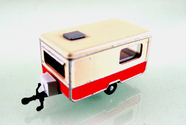 TT: FG001083 DDR Wohnwagen Bastei 320 beige / hellrot -Kleinserienmodell-