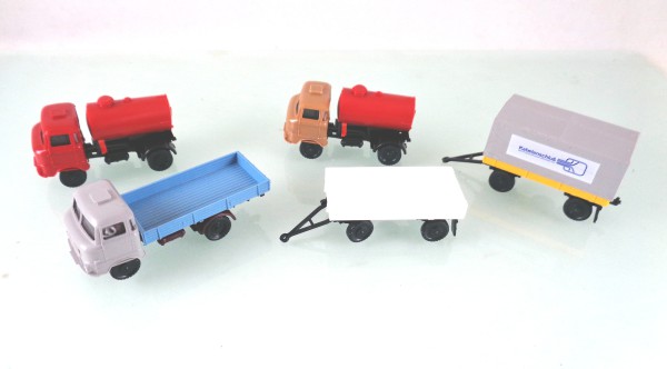 TT: FG000005H Set mit 5 Stück TT Fahrzeugmodellen wie abgebildet