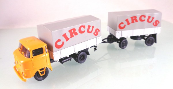 H0: FG001119 W50L Hängerzug Pritsche / Plane "CIRCUS"