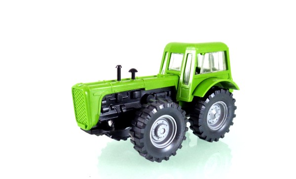 H0: 14180801gn Traktor Dutra D4K LPG-grün (Fortschritt-Grün)