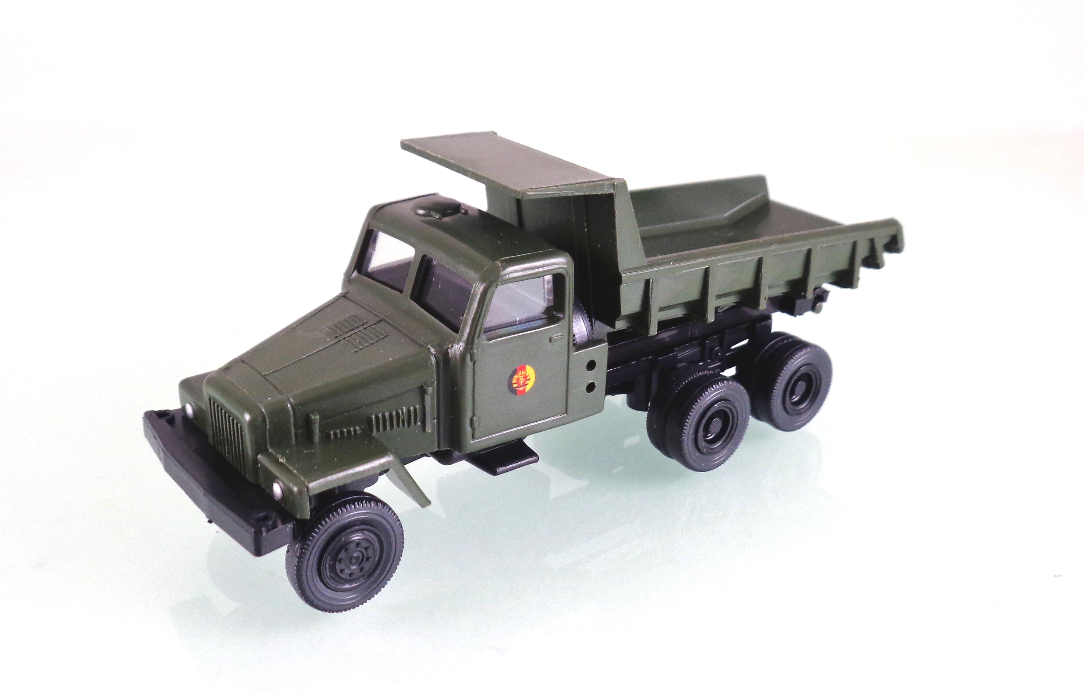 H0: 14101580 LKW IFA GS Muldenkipper, Nationale Volksarmee der DDR-Copy ...