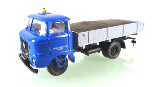 H0: FG001045 Lkw W50L Pritsche mit Beladung Teer, Asphalt "Autobahnmeisterei Dessau"