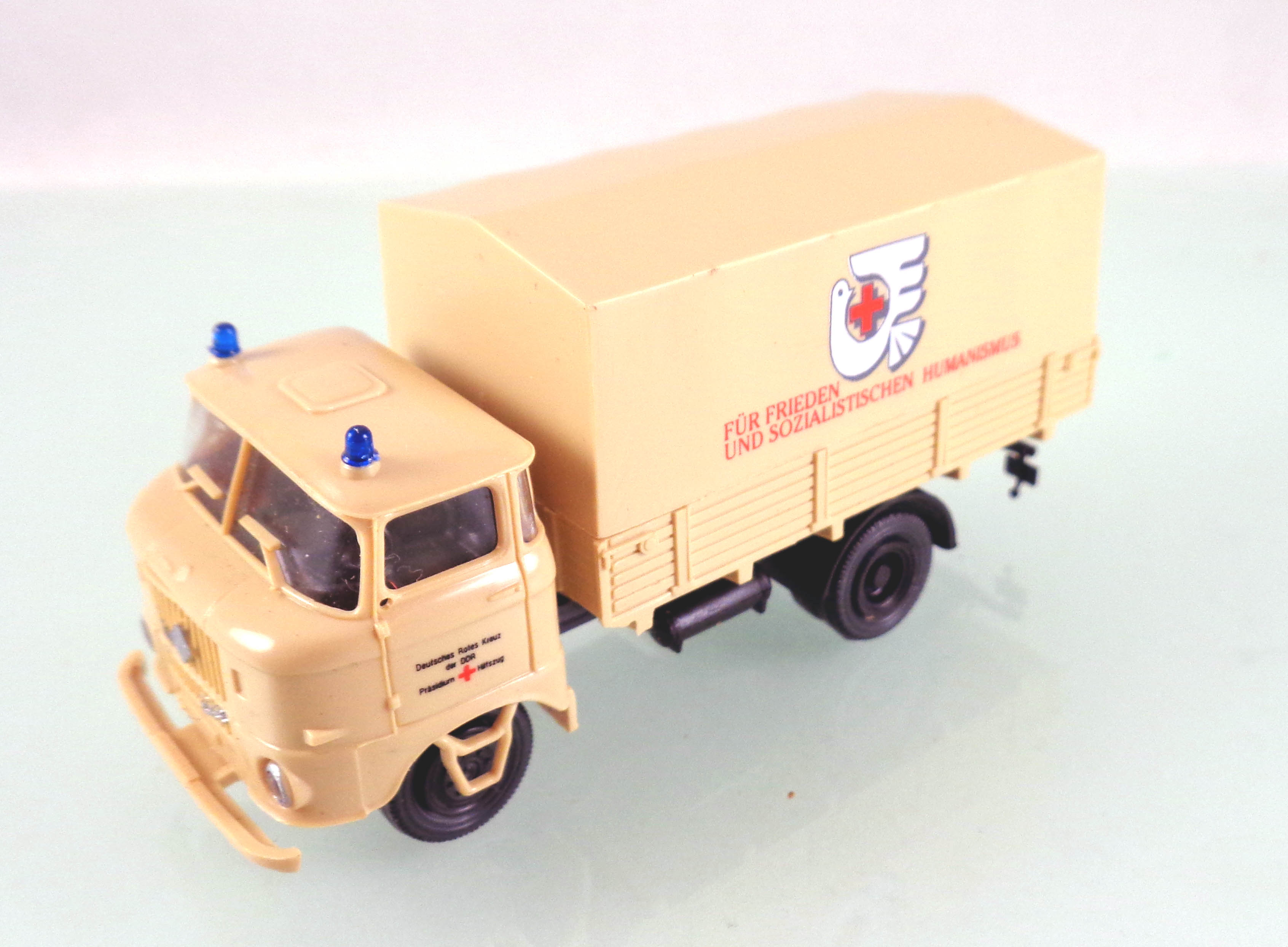 H0: FG001021 LKW IFA W50L DRK / DDR Präsidium Hilfszug