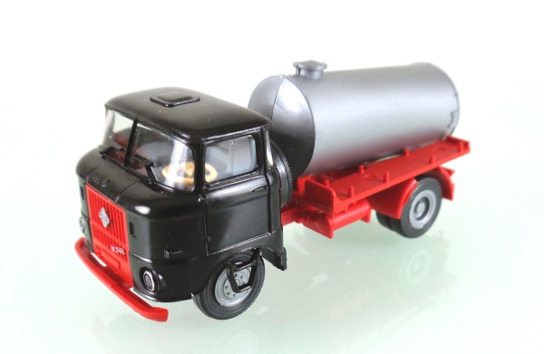 H0: FG001118 IFA Lkw W50L/T mit Tankaufbau. Farbe schwarz / rot / silber